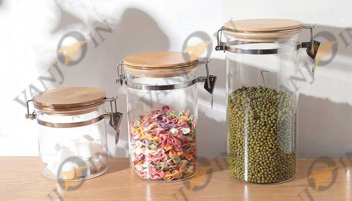 Glass Jars vs Plastic Jars: Which choice for the food industry?