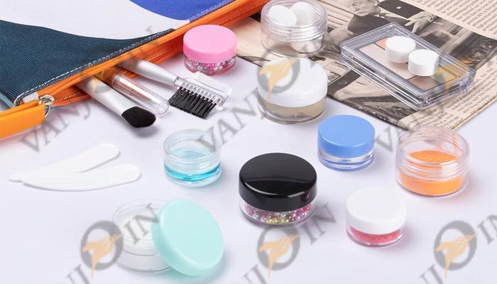 How to custom plastic cosmetic container