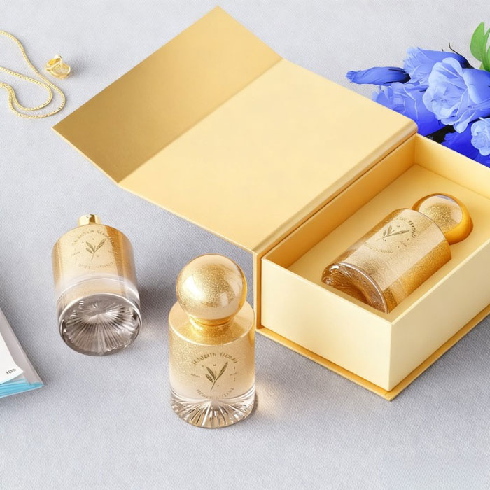 50ml Clear Glass Perfume Bottle, Refillable Empty Fine Mist Atomizer Spray Bottles, Portable Square Perfume Atomizer Bottles for Fragrance, Lotion, Essential Oil