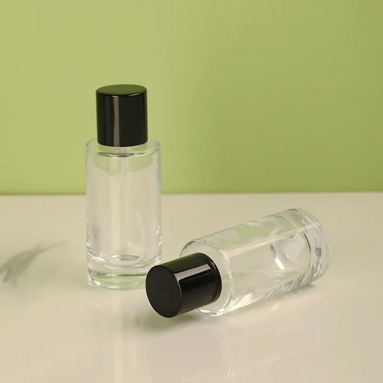 Portable clear 50ml cylinder glass toner spray bottle for face