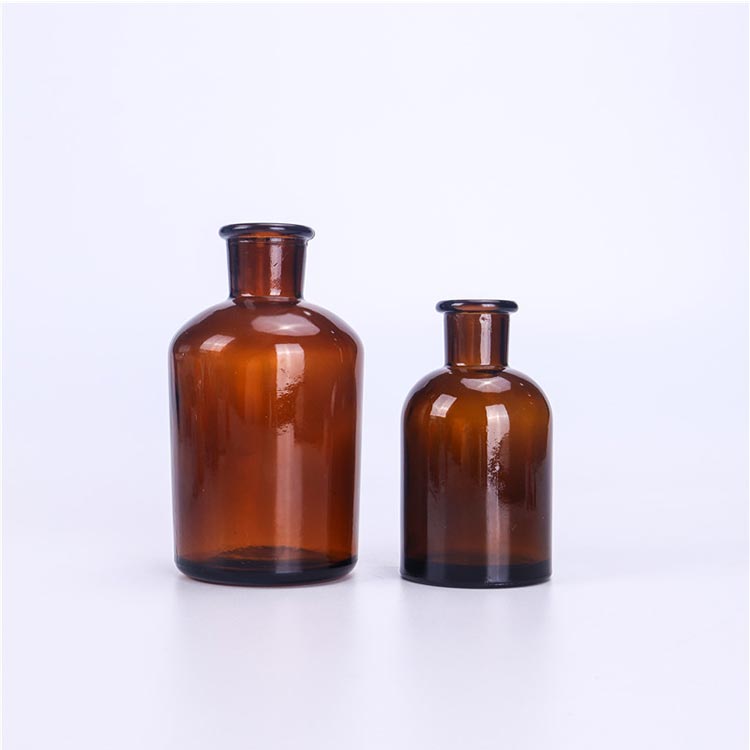 Wholesale width mouth 150ml amber glass diffuser bottle