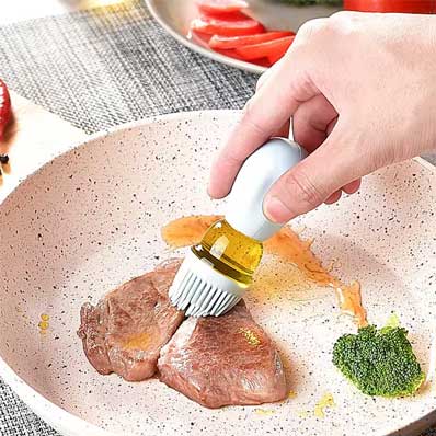 Clear olive oil dispenser glass basting bottle with silicone brush for kitchen cooking vinegar frying baking