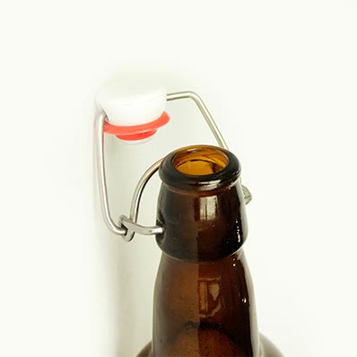 Amber 500ml 750ml swing top glass beer bottle from manufacturer