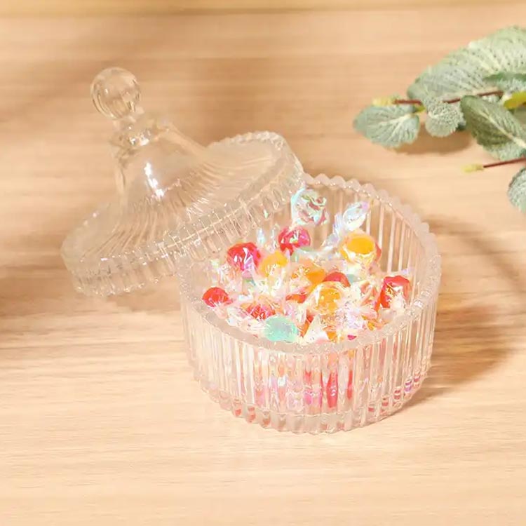 Luxury small 220ml decorative glass candy storage jars with lids for party