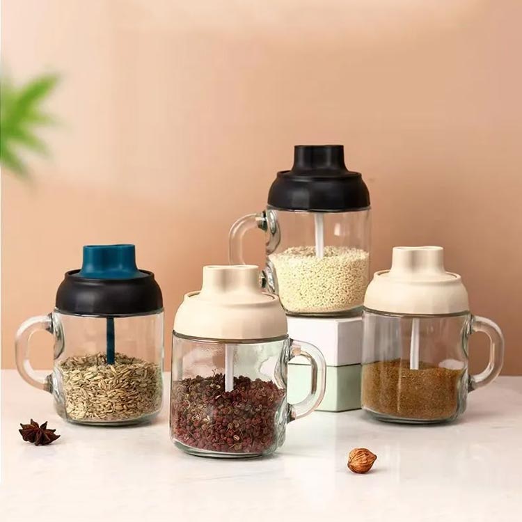 Custom label reusable 400ml glass spice jar with spoon and handle