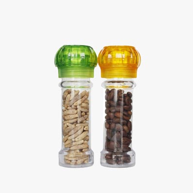 https://www.shbottles.com/images/products/plastic-spice-jars-with-grinder.jpg