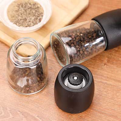 Refillable small 140ml glass salt and pepper grinders adjustable manual pepper mill for home and kitchen