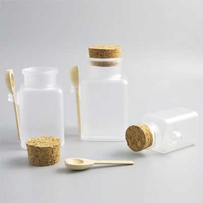 Wholesale 100ml 200ml 300ml square plastic bath salt jars with wood spoon